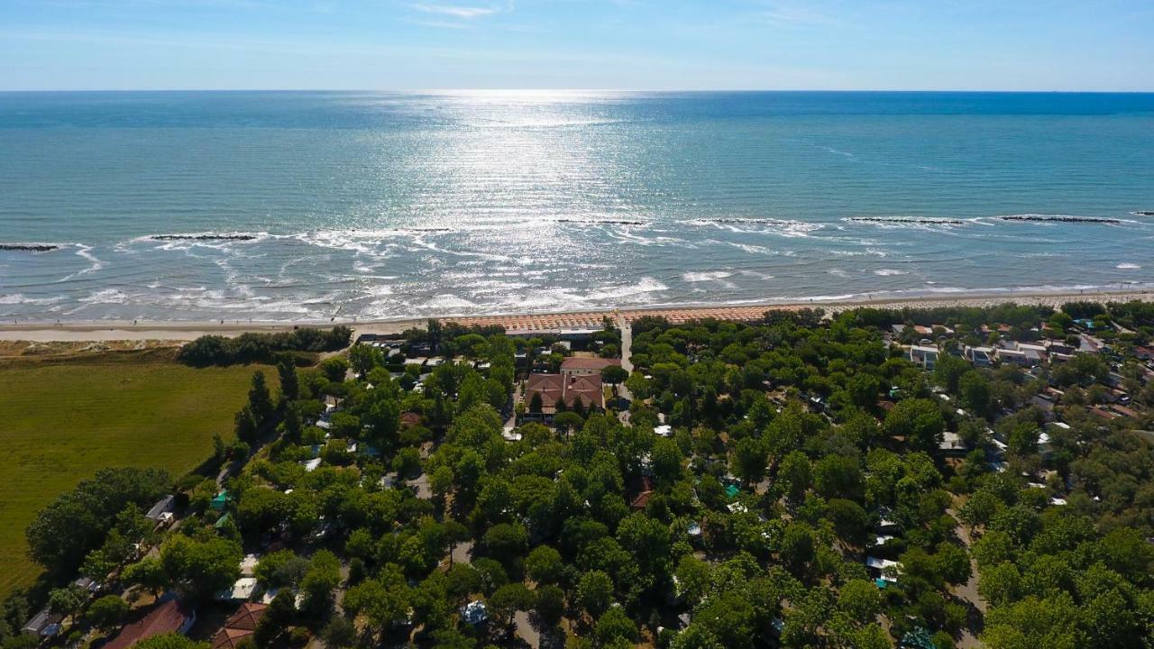 I Tre Moschettieri Camping Village ليدو دي بومبوسا المظهر الخارجي الصورة